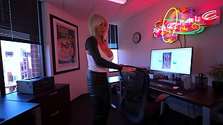 Savannah James Milfs In Heat For Big Boobs Hd