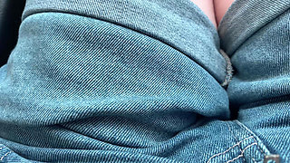 Fingering My Tender Pink Pussy to Orgasm in the Car While Mommy Gets Out