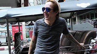 Thai street hooker picked up in a Tuk Tuk for sex on camera
