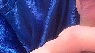 Small Mouth Sucks Big Cock Wild and Deep