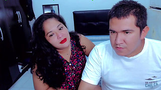 Latina milf with great curves strips naked in front of the internet technician and sucks his dick deeply until receiving the cum