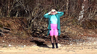 Sexy Outfit for Spring Walk.