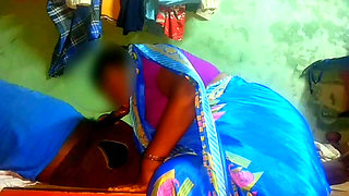 Indian Housewife Aunty Blowjop