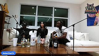Emerald Loves Hot MILF Podcast Interview with Asherclantv