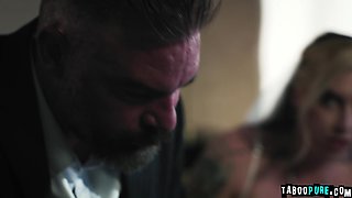GROOMSMAN Becomes Bride's FWB Before WEDDING!