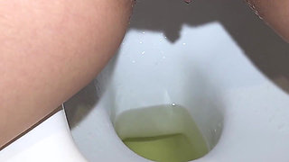 Pissing Collection! Swapping Dirty Pads! Wiping My Pussy with Toilet Paper!