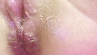 Anal-crazed Ana Liz Does Extreme Insertions and Stretches Her Hungry Asshole in Rubber Gloves