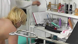 Mature gyno fetish - perverted gynecologist records his mature female patient on camera