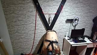 Fuck Machine Pounds Mature Slut's Gaping Holes Relentlessly