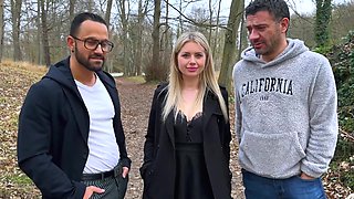 Aurora, 39, offers a sequel to her adventures... - Jacquie et Michel TV