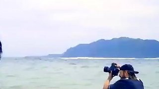 Public Flashing Of Big Natural Tits In The Moment Of Escape