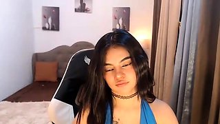 Love Chat Big Boobs Brunette Masturbating For Cam