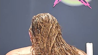 Ashley Turns Her Bath Hair Wash Into Toy Play