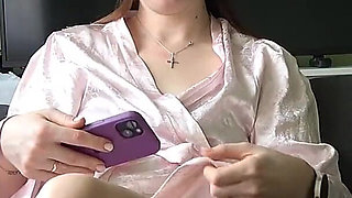 Anna Talks About How She Feels About Sizes