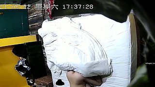 Horny fat arab housewife fingered on amateur hidden cam