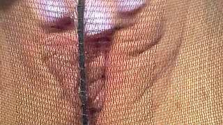 I fucked my shy girlfriend with a massive dildo