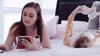 Lesbian Babysitters 16_scene 3_fucking the Lesbian Babysitter
