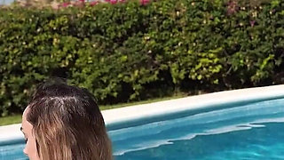 Hot Bikini Girl Fucked Poolside