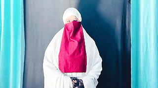 Doctor Fucks Desi Aunty