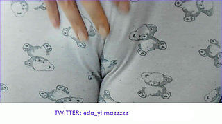 Cameltoe- Masturbation in Pajamas- Puffed Pussy- Turkish Porn