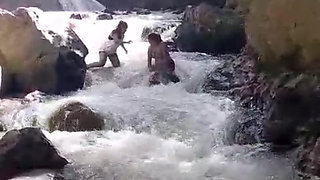 Sexy Couple Wants to Have Sex in the Jungle