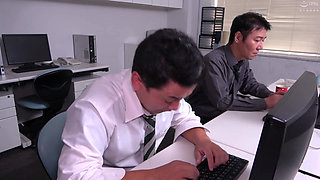 Kikuchi Maya - Stop the Clock! a Busty Office Lady - 2