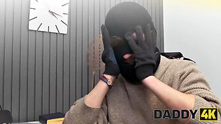 Daddy Pounds Alice Klay
