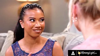 Step Sisters Ameena Green & Kelsey Kane Tell Stepmom Annie King They Are Lesbian Lovers - Big Tit MILF Threesome & Pussy Eating