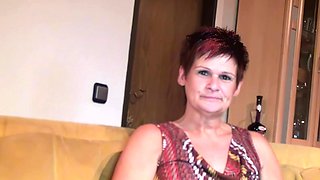 Old German housewife persuades to masturbate on camera