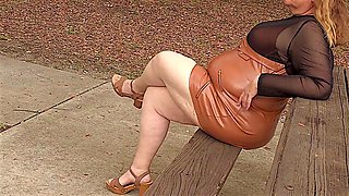 Im Gonna Tease You with My Big Fat White Juicy Ass, Thick Legs and Thighs Till You Start Moaning  Cumming