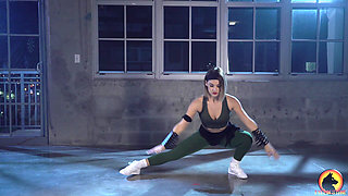 Sonya Blade Stretch