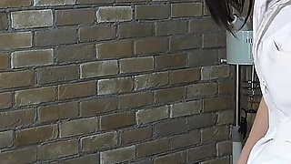 CFNM, Mischievous Esthetician Attaches Electric Current Sheet to Customer's Dick and Watches It Twitch with a Grin