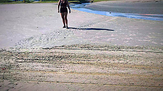 Sweat & Smell Fetish: Licking Her Salty Pussy & Pits