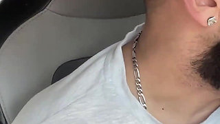 Tight Pink Pussy Crushed in the Car During an Unscripted Encounter