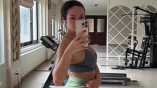 Sexy Glutes in Tiny Shorts, Muscle Butt Tease in the Gym