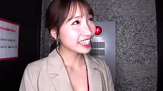 Amateur Asian Deepthroat Blowjob