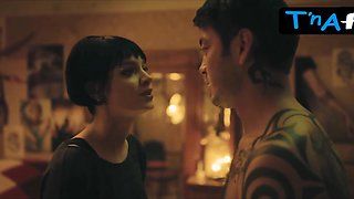 Anna Zavtur Bosoms, Panty Episode in Likhie