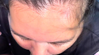 Gordita caliente chupa pija