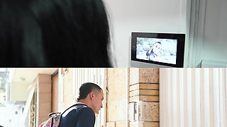 Housewife Cums on the Plumber