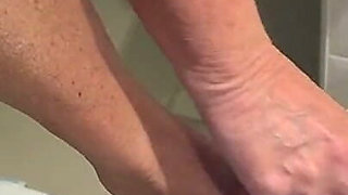 Mrs Mature Feet Getting Ready to Shower 556