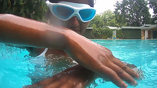 Indian Desi Couple Hot Moments at Hotel Swimming Pool