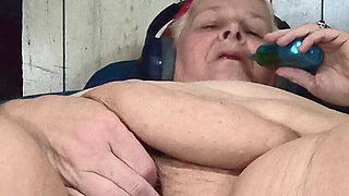 Whats That Fuzzy Kinky Toy Going in Her Fuzzy Pussy?