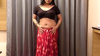Desi Aunty Big Ass Riding Huge Cock in Saree - Hot Indian Homemade Sex