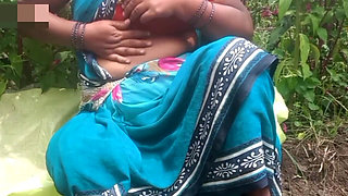Big Ass Indian Village Aunty Outdoor Sex