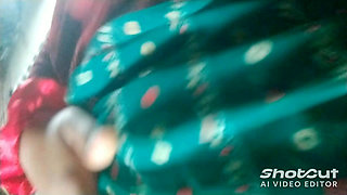 Hot bhabhi ki Desi chuchi rasgulle wali