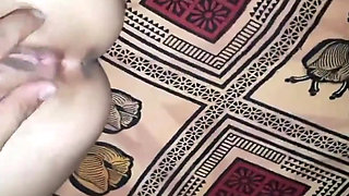 A Horny Desi GF Enjoys Deep Penetration