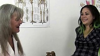 Sushii Xhyvette's Roles - Pervy Foot Doctor Leilani Lei