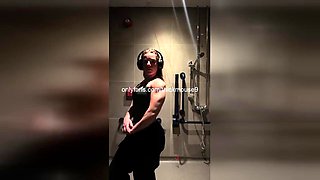 Barely Legal Girl Gets Fingered Hard During TikTok Livestream!