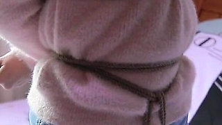 Hui13 - the Constraint of Skinny Jeans and White Socks