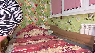 Golddiger Stepaunt Seduce Her Stepnephew After Breaks with Her Stepfather